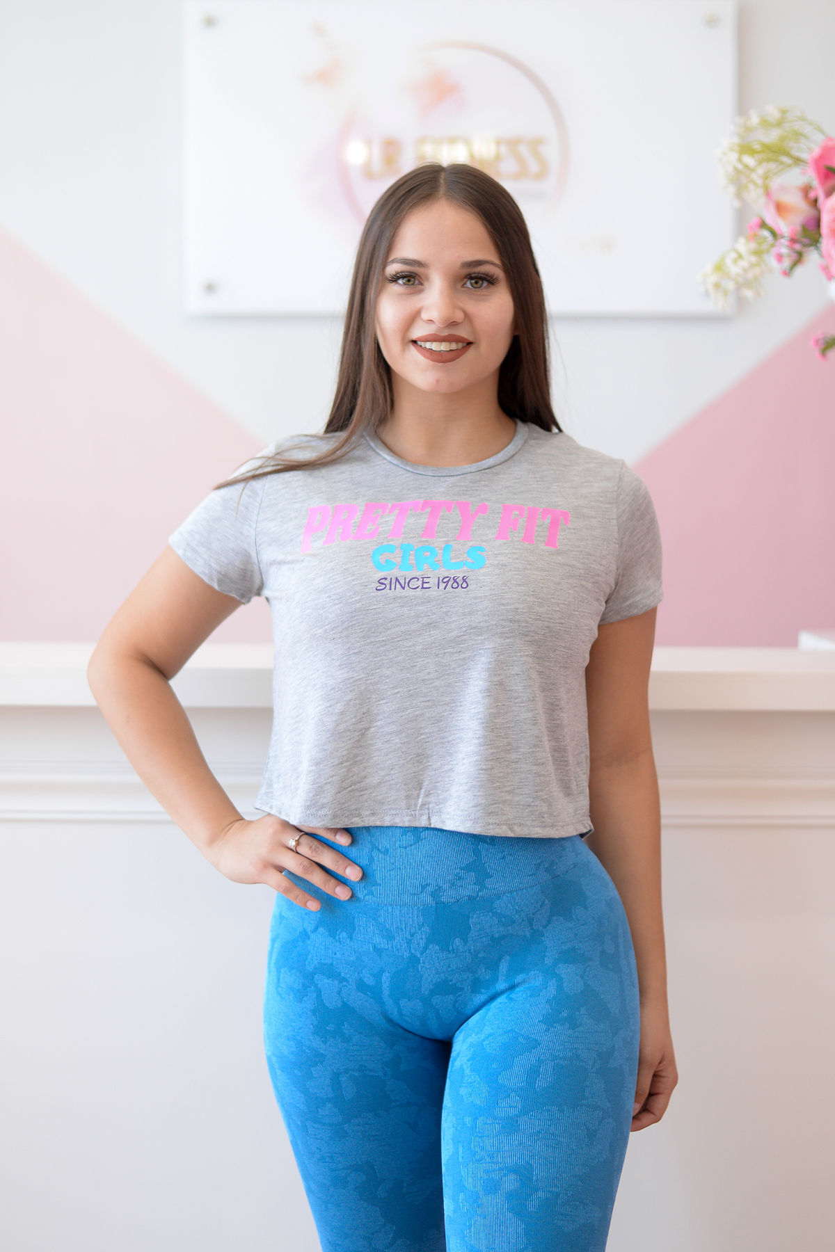 GRAPHIC TOP